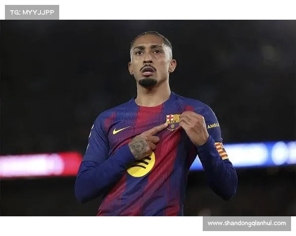 拉菲尼亚挑衅事件对阿根廷队士气与国际形象的深远影响